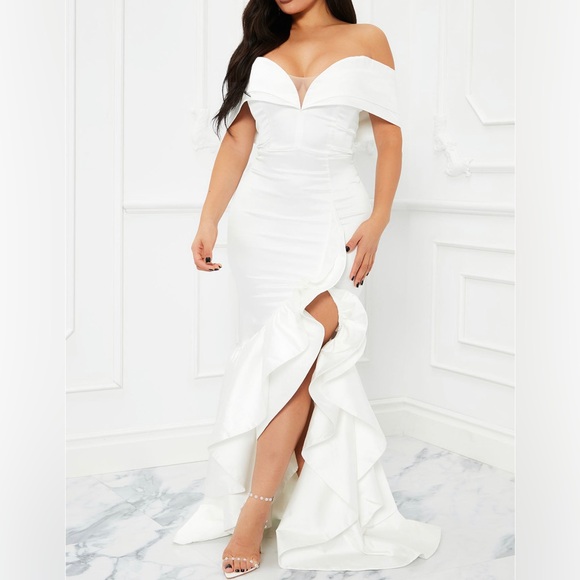 Throw The Bouquet Gown | Fashion Nova - Picture 1 of 3